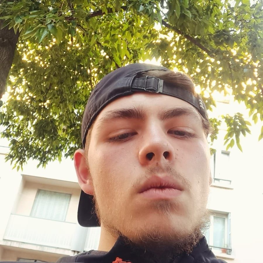 Profil von Riyan